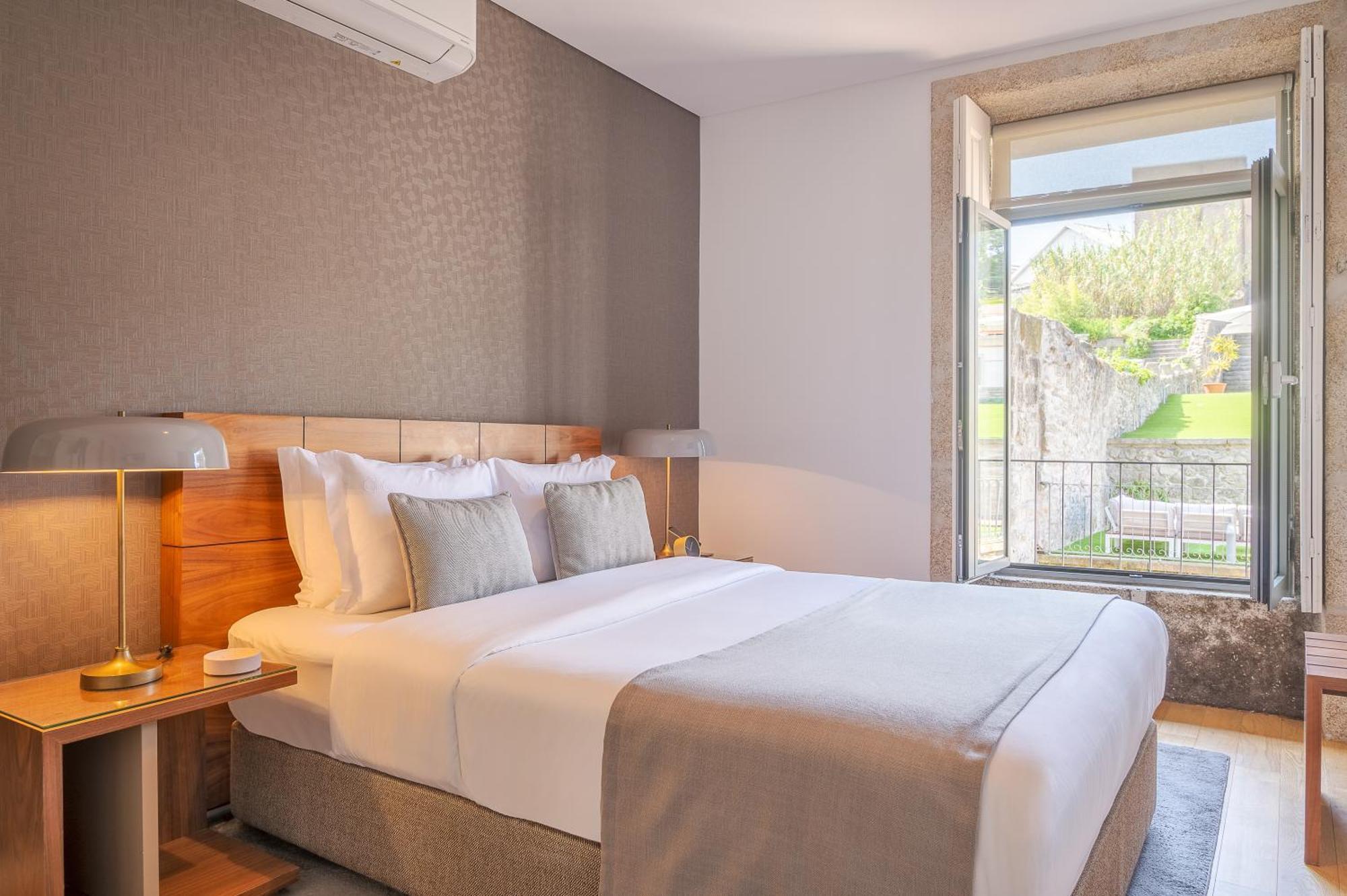 Santa Catarina - Pool & Fitness, By Oporto Collection - Adults Only Apartment Room photo